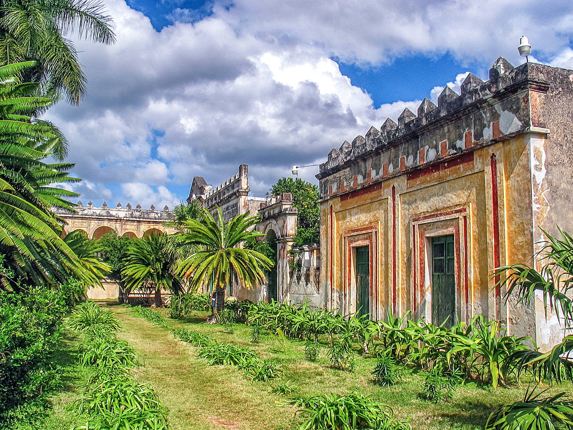Hacienda-Yaxcopoil