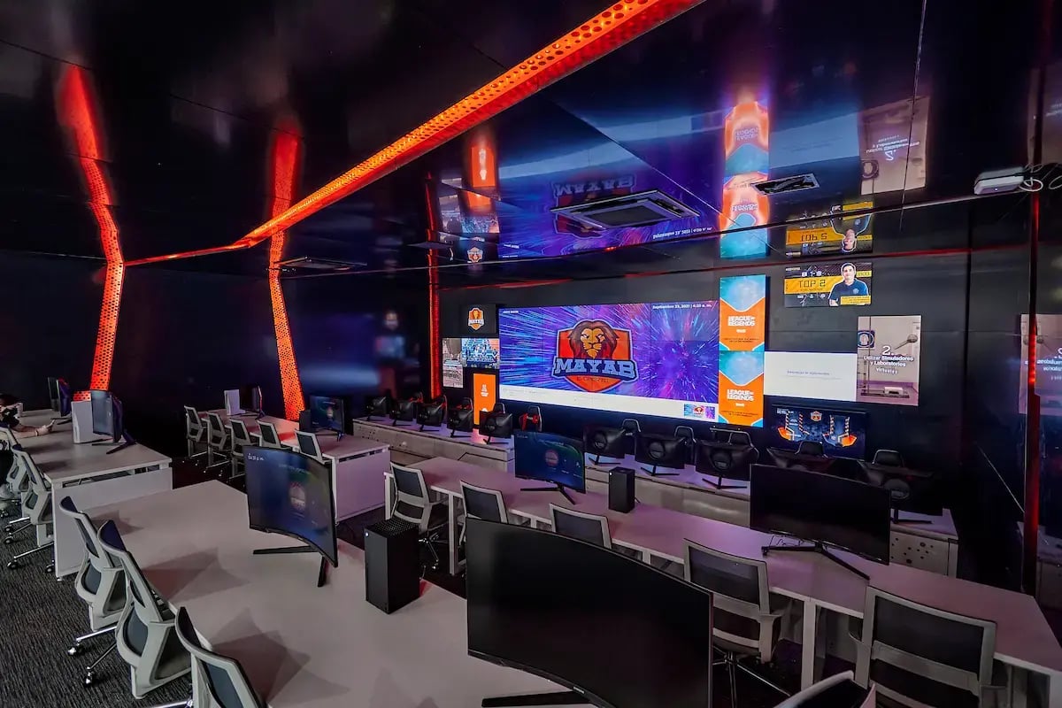 GAME ROOM, ANÁHUAC MAYAB