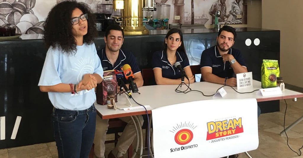 Presentan Macroposada Soñar Despierto bajo el tema Dream Story