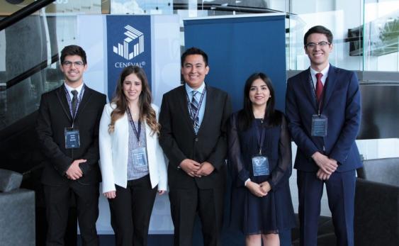 reconocen excelencia de derecho e ingenieria.jpg reconocen excelencia de derecho e ingenieria.jpg