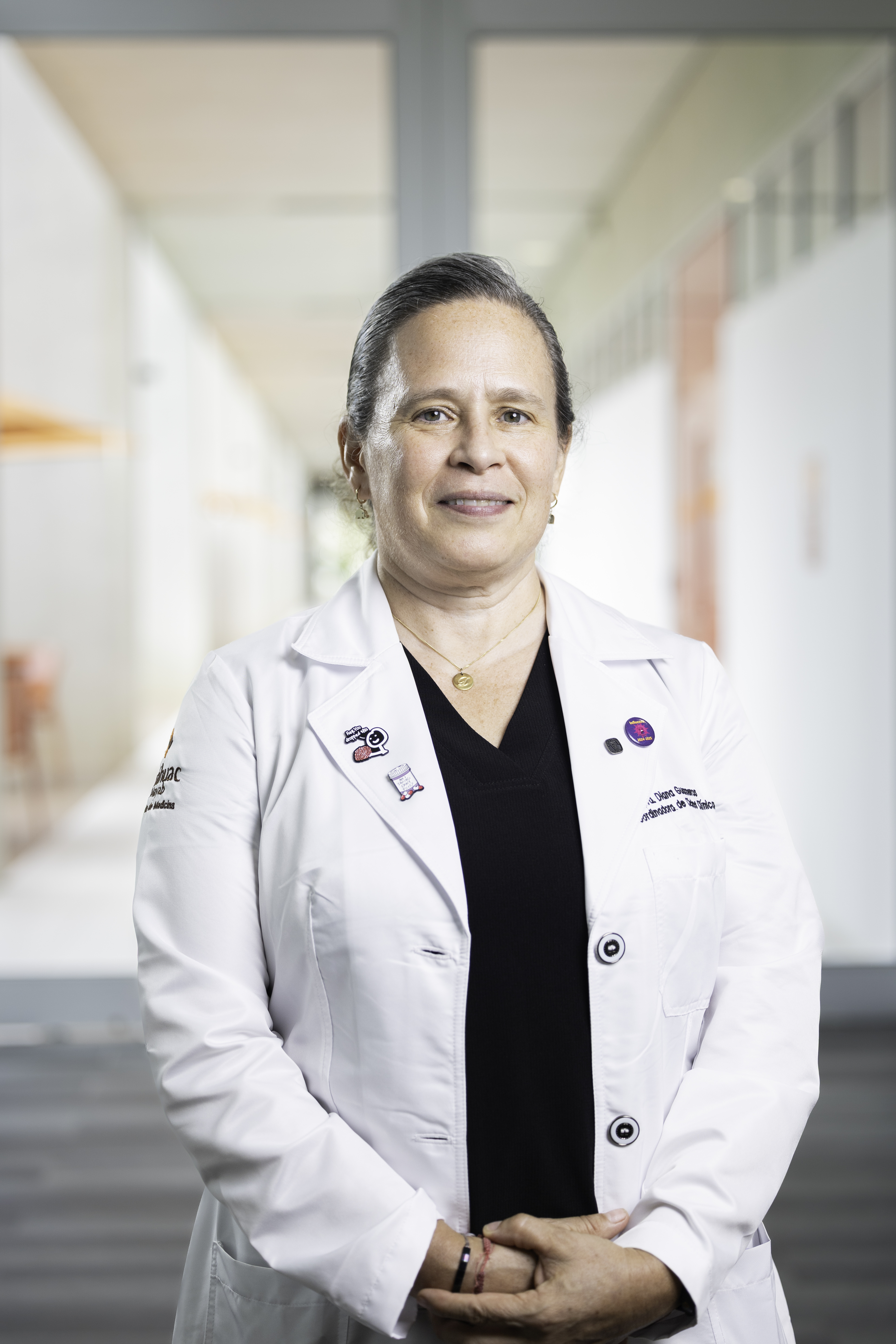 Dra. Diana Guarneros​
