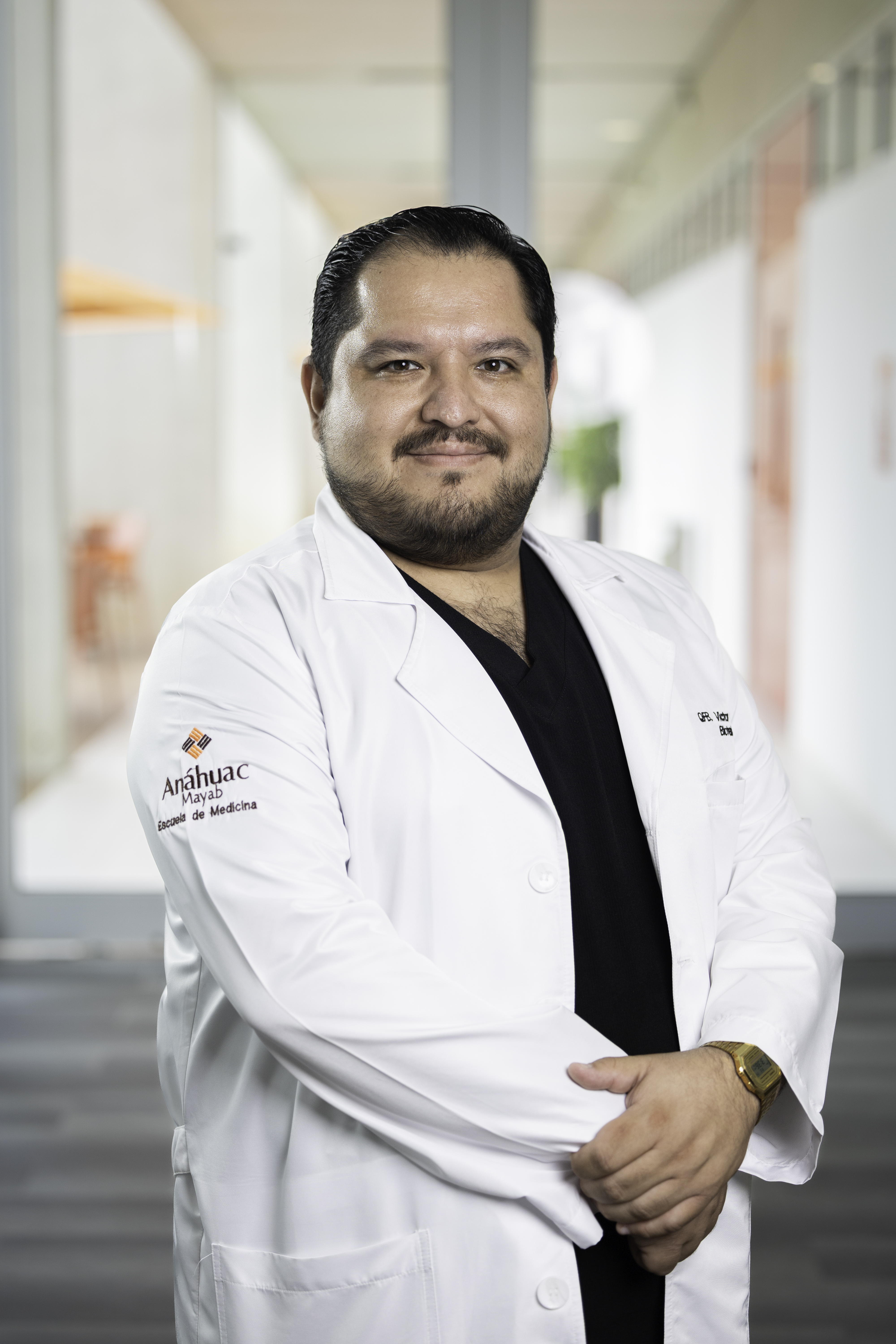 Mtro. Víctor Yáñez Pérez