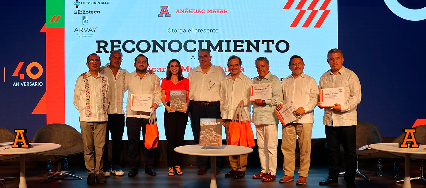 Presentan libro “Valladolid. Capital Gastronómica de Yucatán”