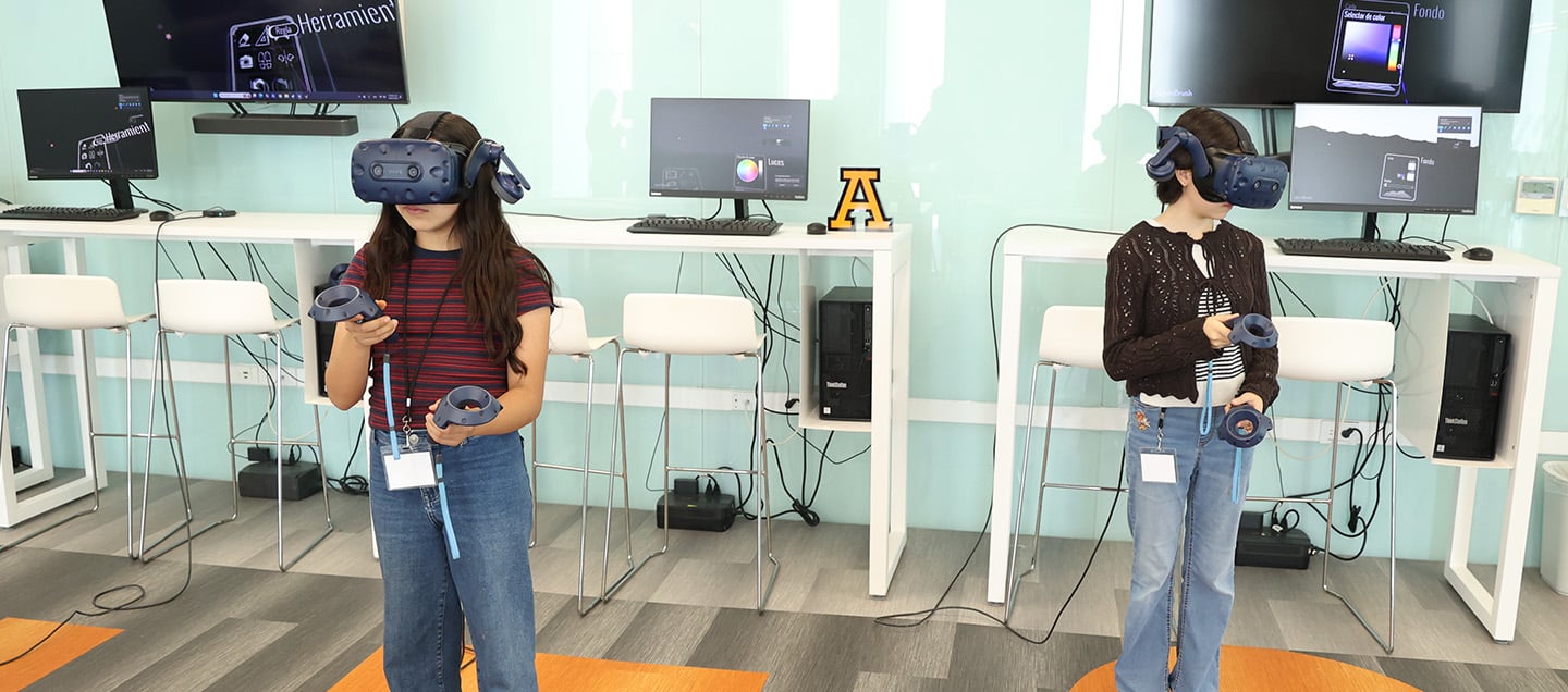 foto del articulo Jóvenes viven experiencia innovadora en Anáhuac Summer Bootcamp