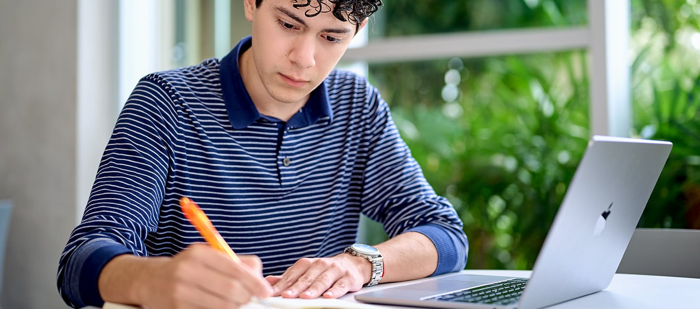 foto del articulo 8 formas de usar la Inteligencia Artificial para estudiar mejor… sin hacer trampa