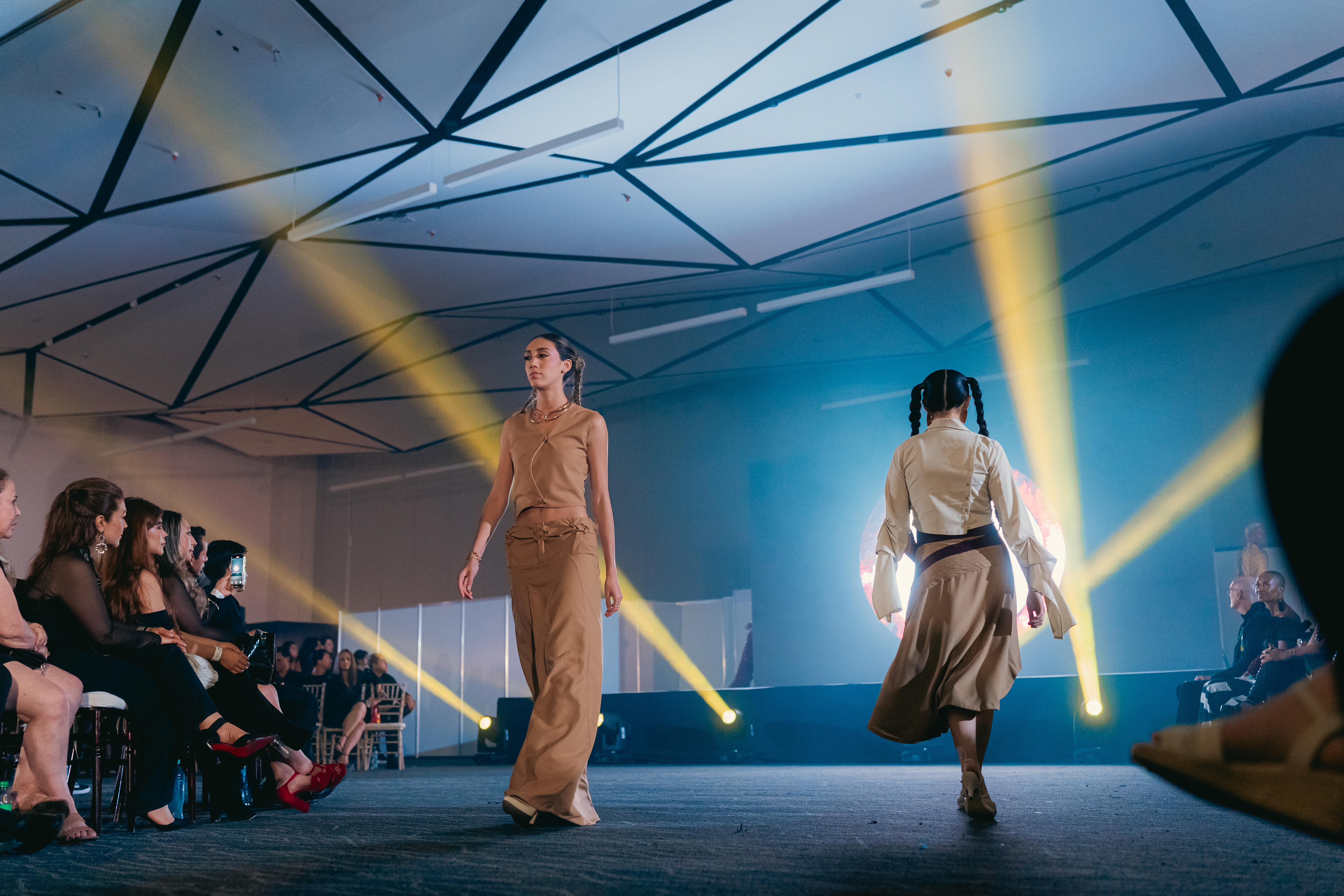 PASARELA-05565