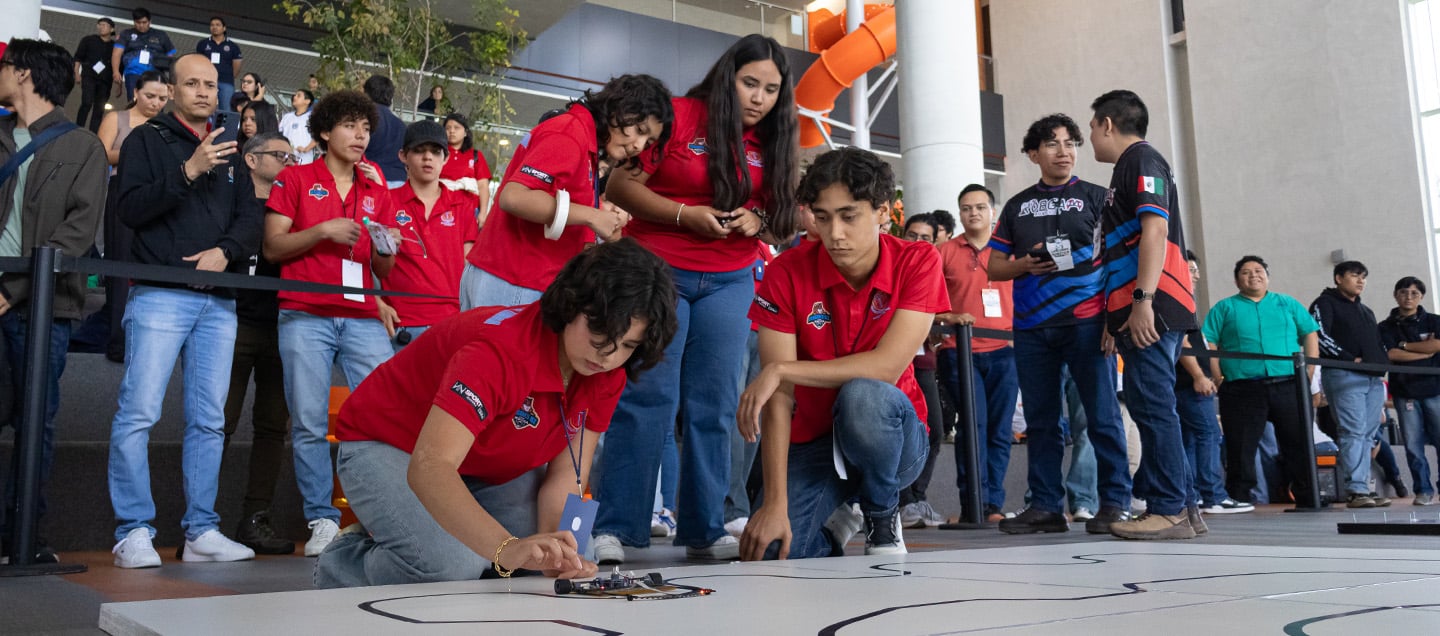 foto del articulo Más de 1,500 participantes en el 2° Concurso de Robótica