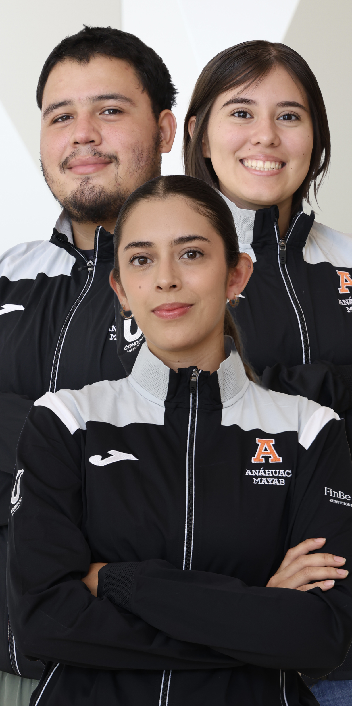 Sofía Castellanos, Andrej Núñez y Pamela Ortíz